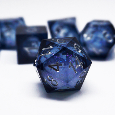 Ερυθρά άμμος ροής υγρή ρητίνη ζάρια σύνολο RPG DND COC τρέχοντας ομάδα