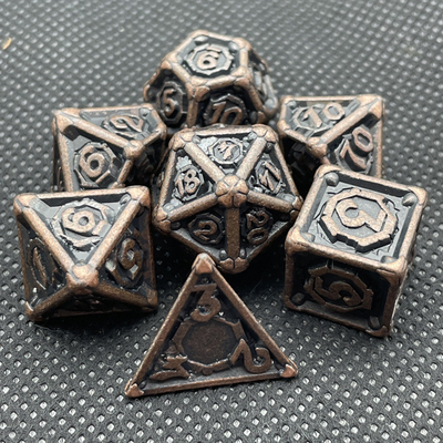 Προσαρμοσμένο Metal Multi - Face Dice Dnd Rpg Coc Παιχνίδι επιφάνειας εργασίας φορητό