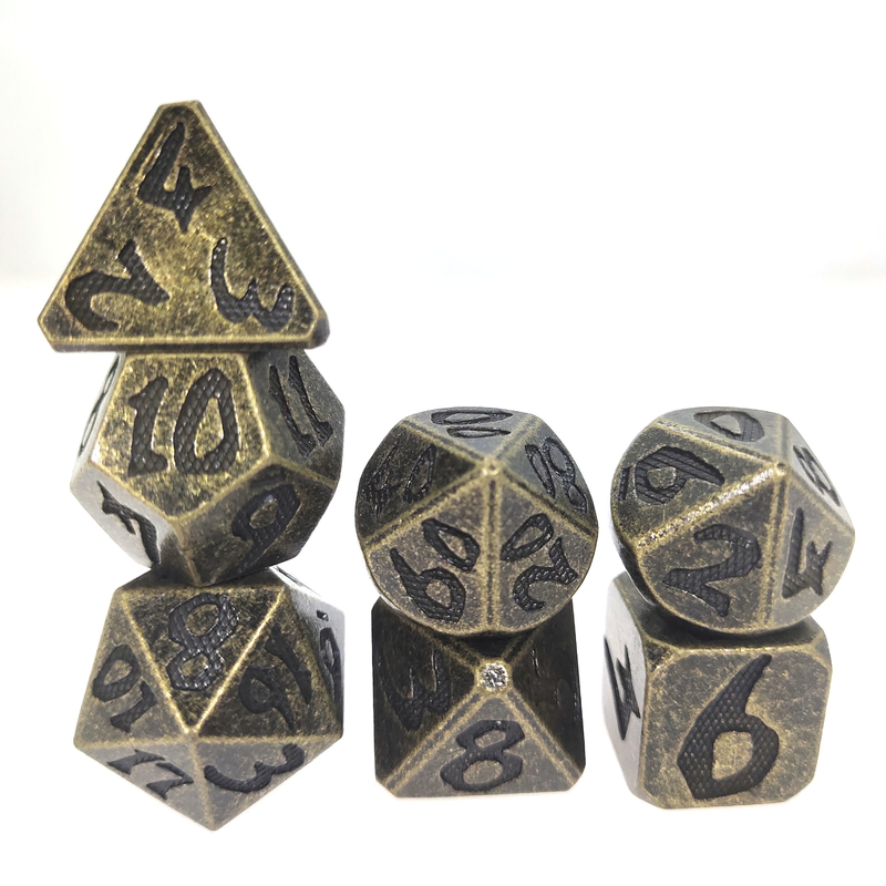 Μίνι RPG χωρίζει σε τετράγωνα DND RPG χωρίζει σε τετράγωνα καθορισμένο ανθεκτικό για τα μπουντρούμια και τους δράκους πολύεδρο Aurichalceous